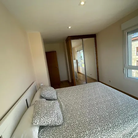 A 50m De La Playa,ribeira Apartment *